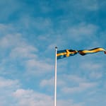 Jag lär mig svenska 🇸🇪 sky sunny wave space